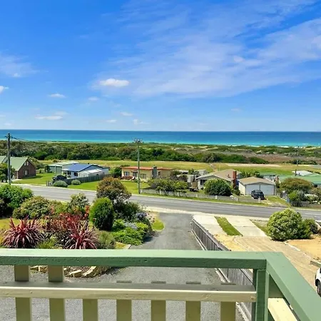Home @ Scamander Beach Exterior photo