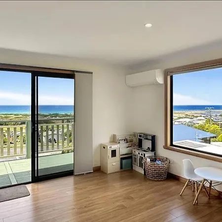 Home @ Scamander Beach Exterior photo