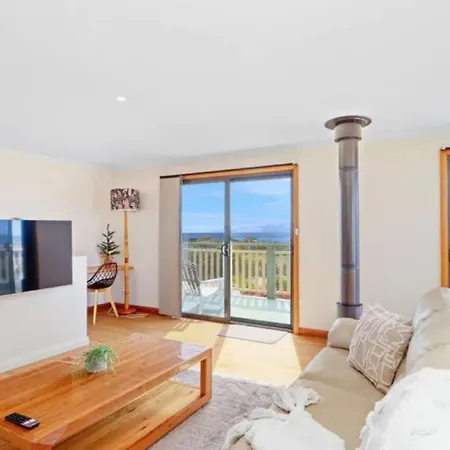 Home @ Scamander Beach Exterior photo